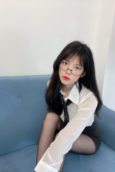 少妇潘金莲三级不卡影院